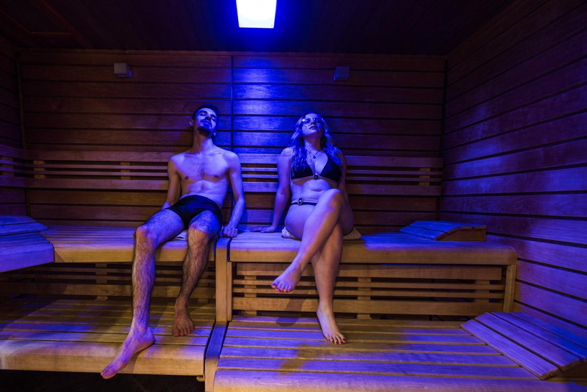 플라자 마들렌 앤드 스파 호텔 사흘라 라 카네다 외부 사진